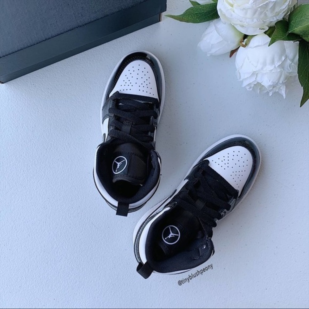 Nike Air Jordan 1 Mid (PS) NWT - Picture 5 of 10